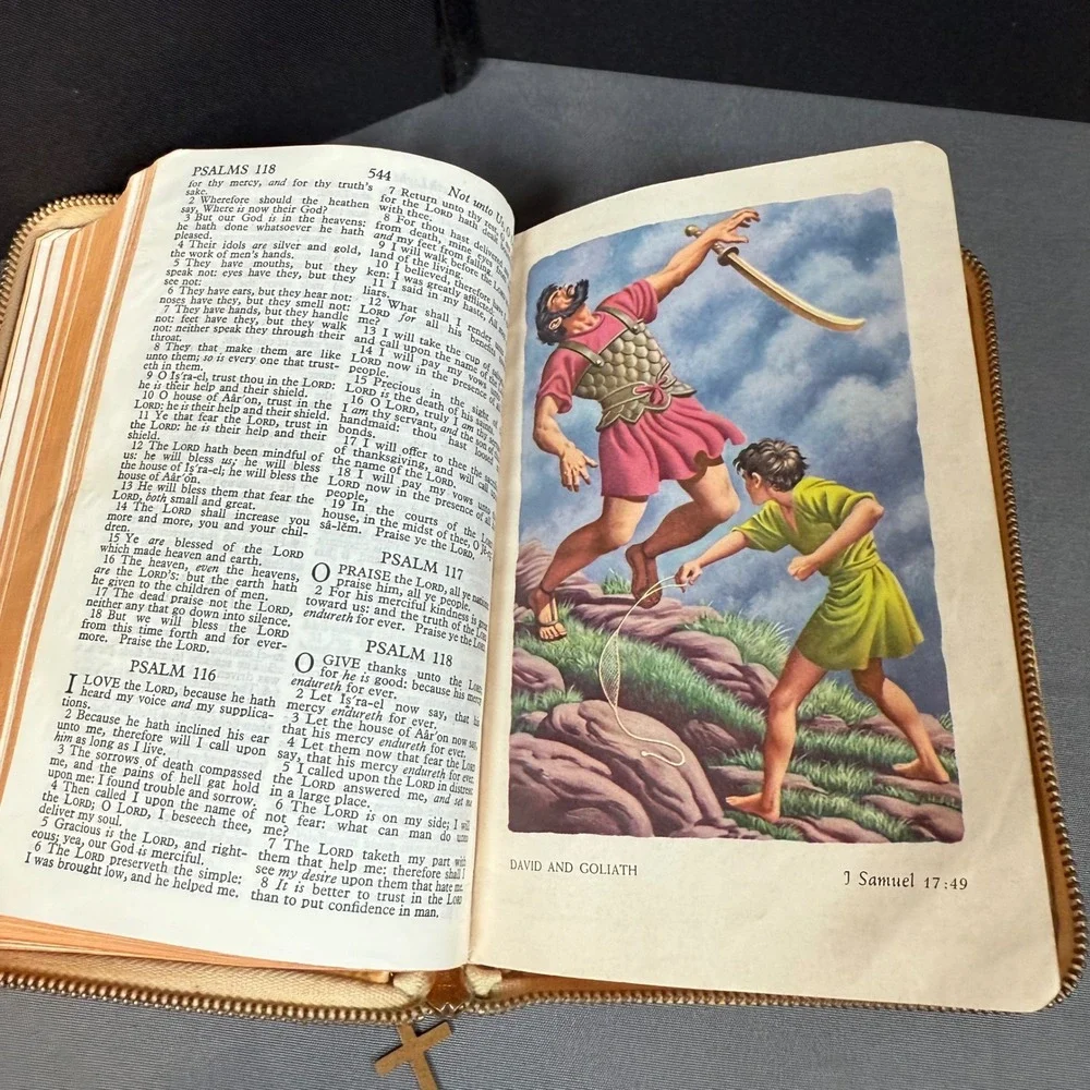 N/A vtg holy